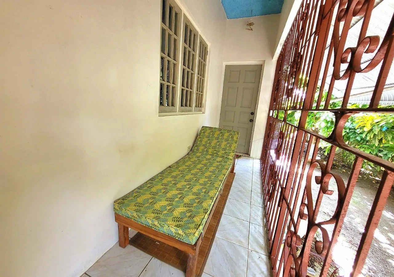 Green'S Palace Jamaica Oracabessa Guest house